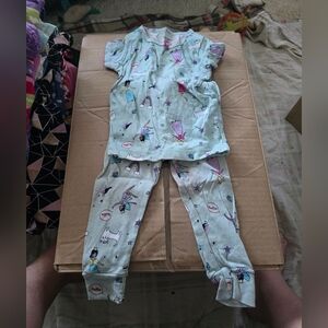 Carter's 12M pajamas, Good Condition